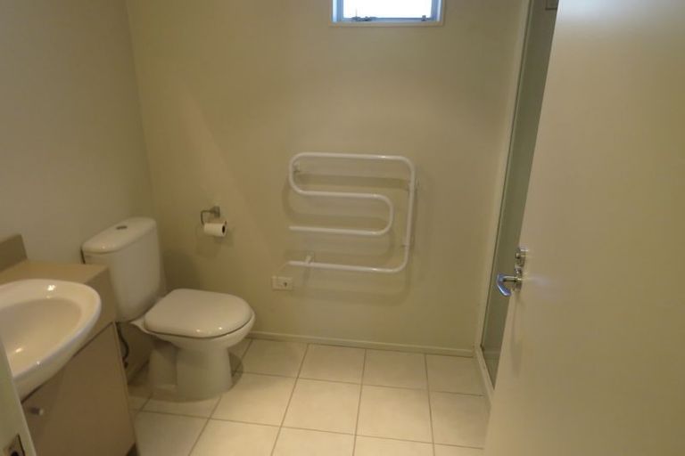 Photo of property in 1/25 Opito Way, East Tamaki, Auckland, 2013