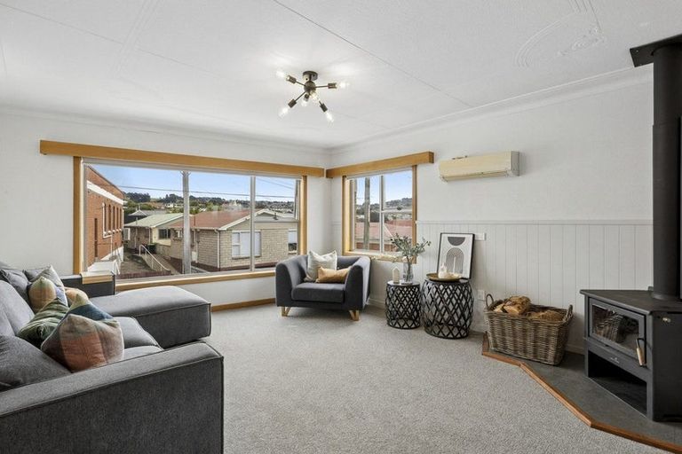Photo of property in 2 Mccrea Street, Mornington, Dunedin, 9011
