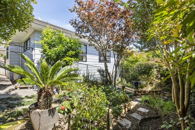 Photo of property in 2/25 Abercrombie Street, Howick, Auckland, 2014