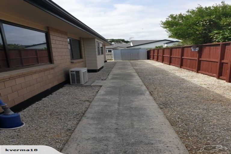 Photo of property in 13 Lieshout Way, Pukekohe, 2120