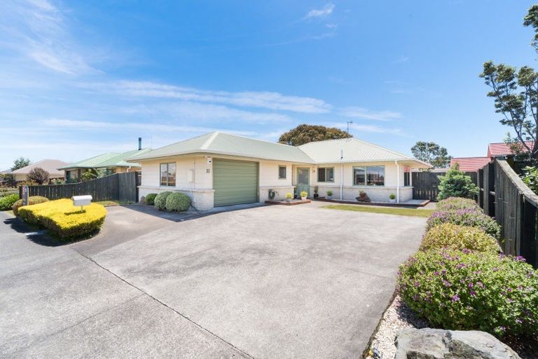Photo of property in 20 Parnell Heights Drive, Kelvin Grove, Palmerston North, 4414