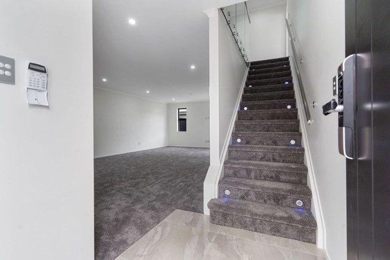 Photo of property in 18b Calvert Avenue, Mangere East, Auckland, 2024