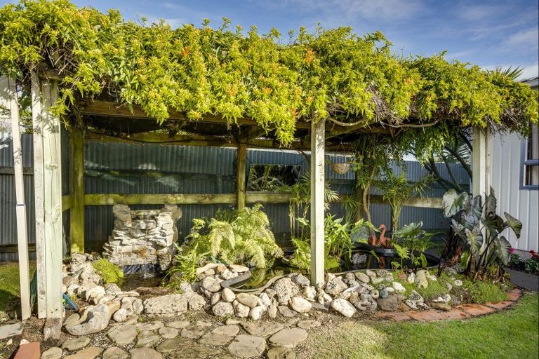 Photo of property in 436 Main North Road, Bay View, Napier, 4104