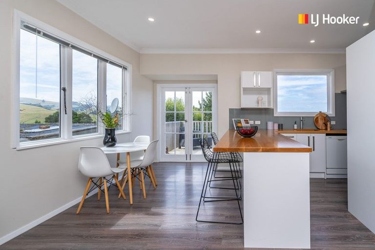 Photo of property in 24 Puketai Street, Andersons Bay, Dunedin, 9013