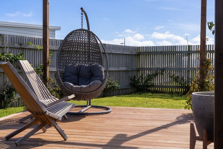 Photo of property in 16 Tunarau Street, Raglan, 3225