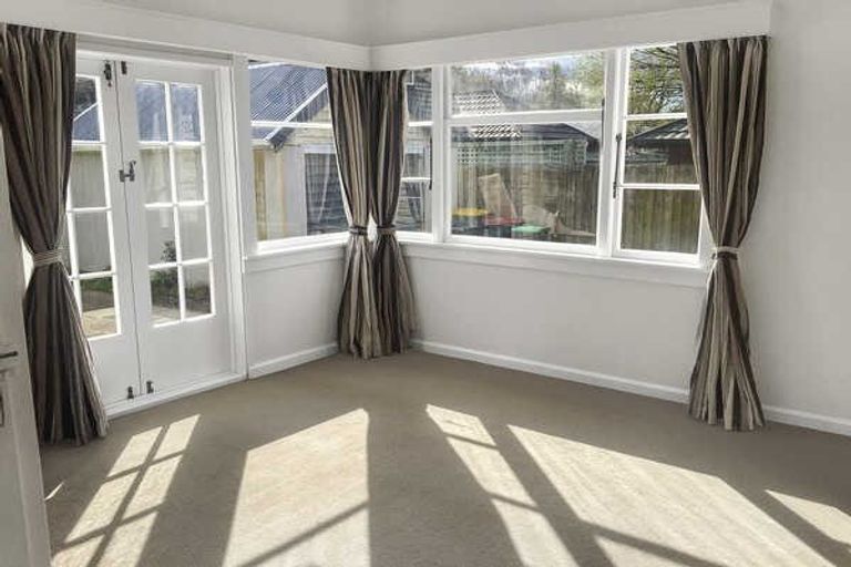 Photo of property in 39 Straven Road, Riccarton, Christchurch, 8011