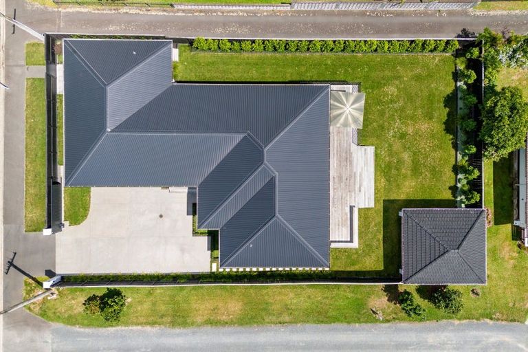 Photo of property in 63 Braid Road, St Andrews, Hamilton, 3200