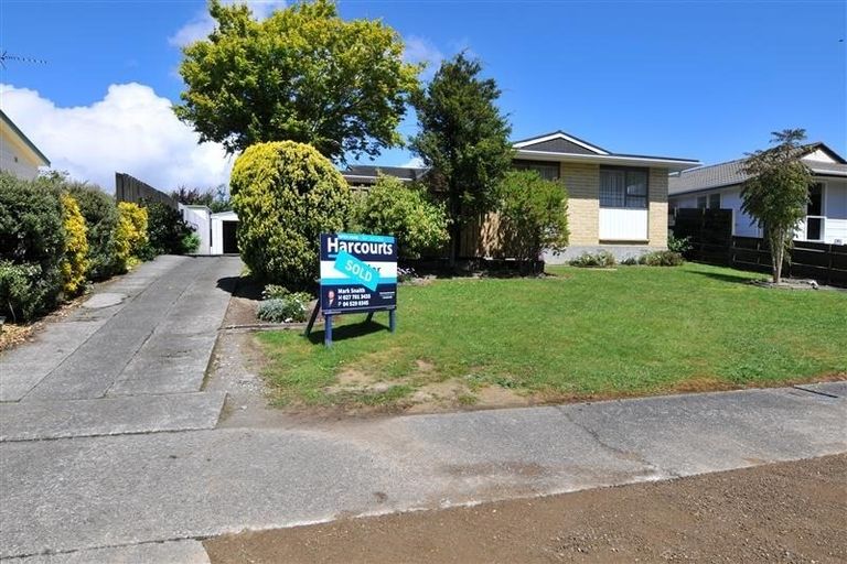 Photo of property in 4 Fremont Grove, Totara Park, Upper Hutt, 5018