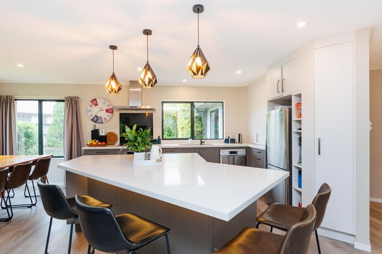 Photo of property in 190 Kelvin Grove Road, Kelvin Grove, Palmerston North, 4414