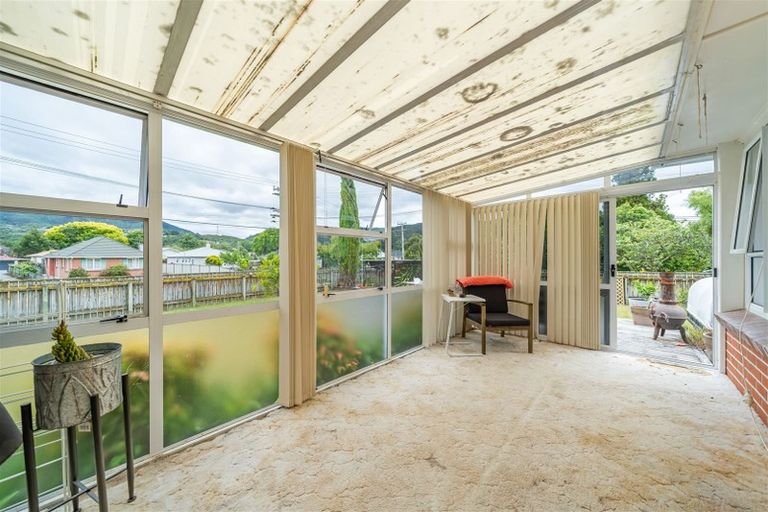 Photo of property in 63 Routley Crescent, Elderslea, Upper Hutt, 5018