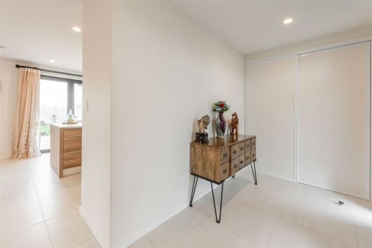 Photo of property in 25 Little Gem Road, Hornby, Christchurch, 8025