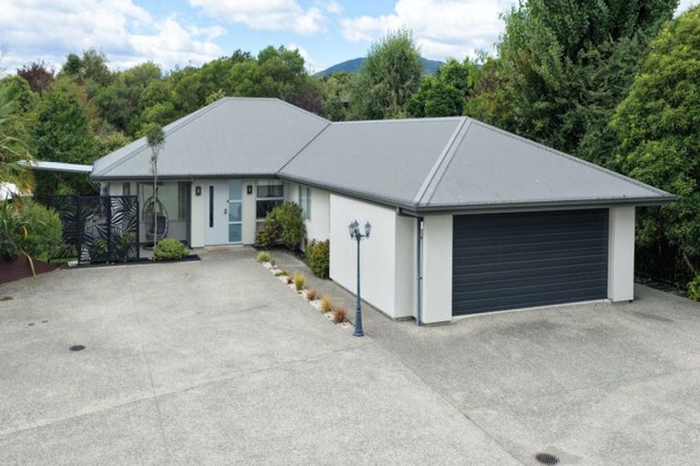 Photo of property in 39 Barham Place, Stoke, Nelson, 7011