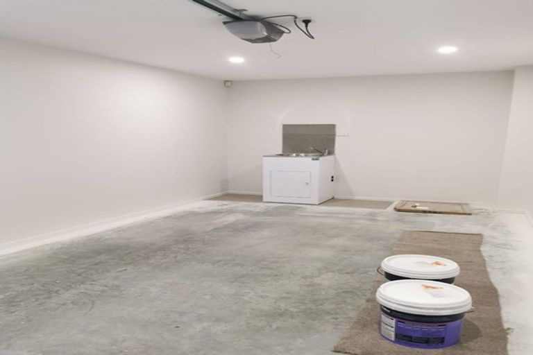 Photo of property in 11b Regency Place, Sunnynook, Auckland, 0632