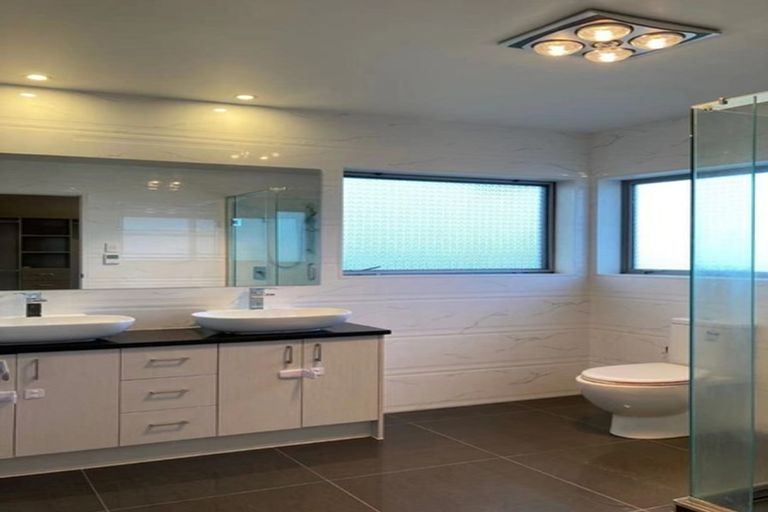 Photo of property in 1 Syrah Crescent, Ranui, Auckland, 0612