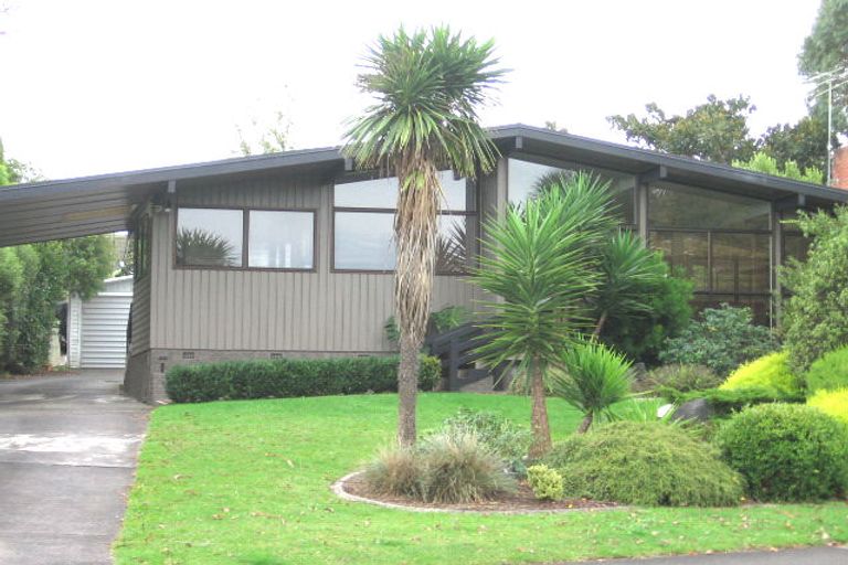 Photo of property in 92 Angelo Avenue, Howick, Auckland, 2014