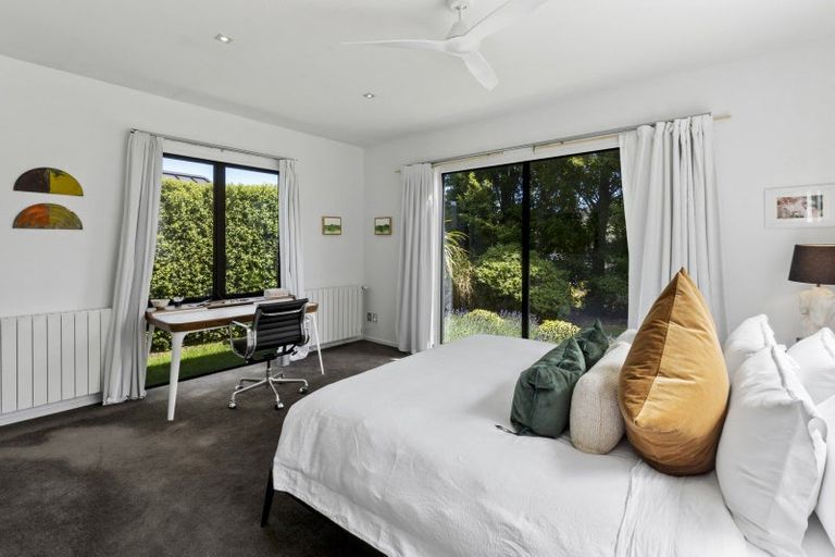 Photo of property in 8 Bretby Court, Jacks Point, Queenstown, 9371