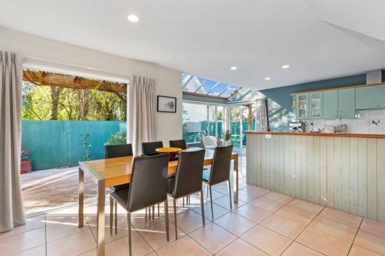 Photo of property in 20 Cashmere Road, Cashmere, Christchurch, 8022