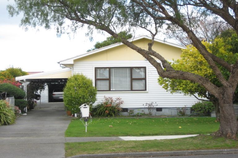 Photo of property in 22 Trinity Crescent, Pirimai, Napier, 4112