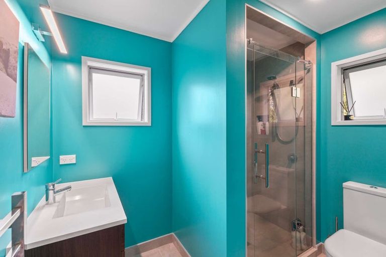 Photo of property in 2/17 Alma Crescent, Papakura, 2110