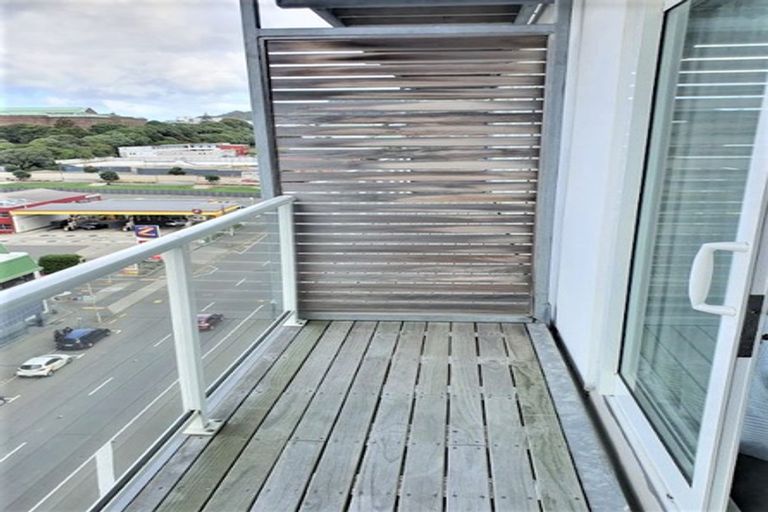 Photo of property in The Peak Apartments, 1006/170 Taranaki Street, Te Aro, Wellington, 6011