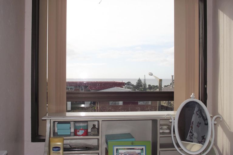 Photo of property in 15a Mayor View Terrace, Waihi Beach, 3611