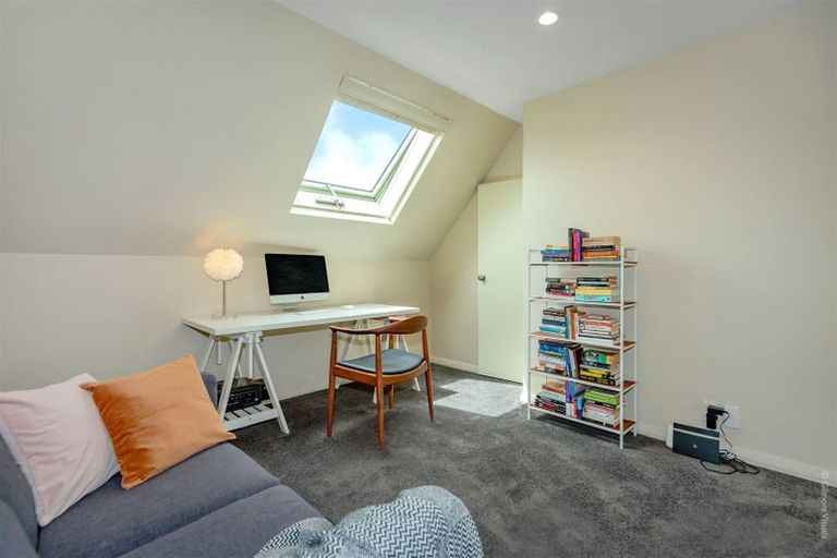 Photo of property in 35 Austin Street, Sydenham, Christchurch, 8023