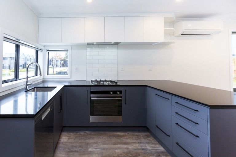 Photo of property in 9 Betty Boyes Street, Wallaceville, Upper Hutt, 5018