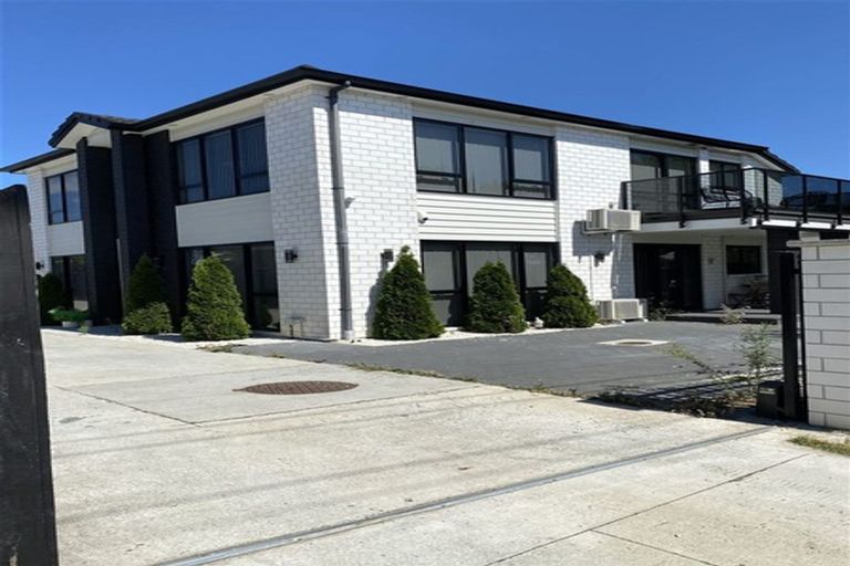 Photo of property in 33b Hamilton Road, Papatoetoe, Auckland, 2025