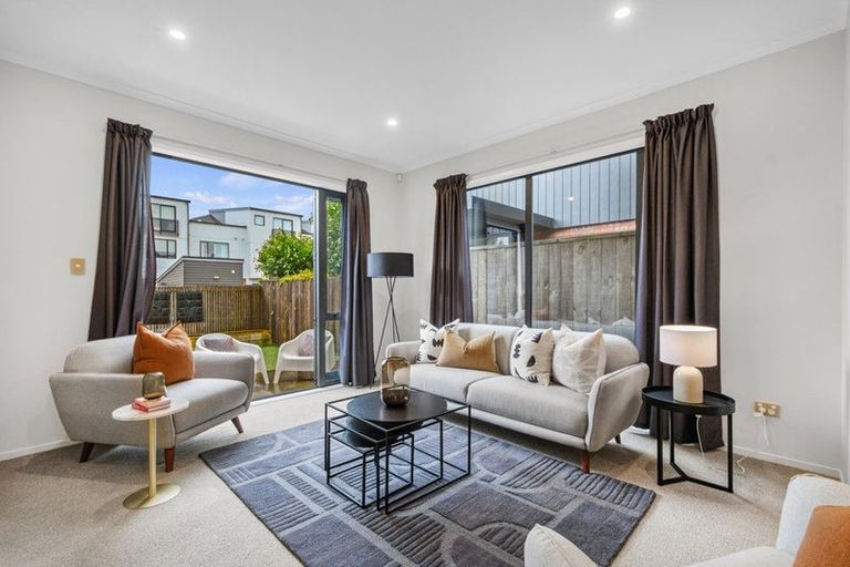 Photo of property in 35 Mapou Road, Hobsonville, Auckland, 0616