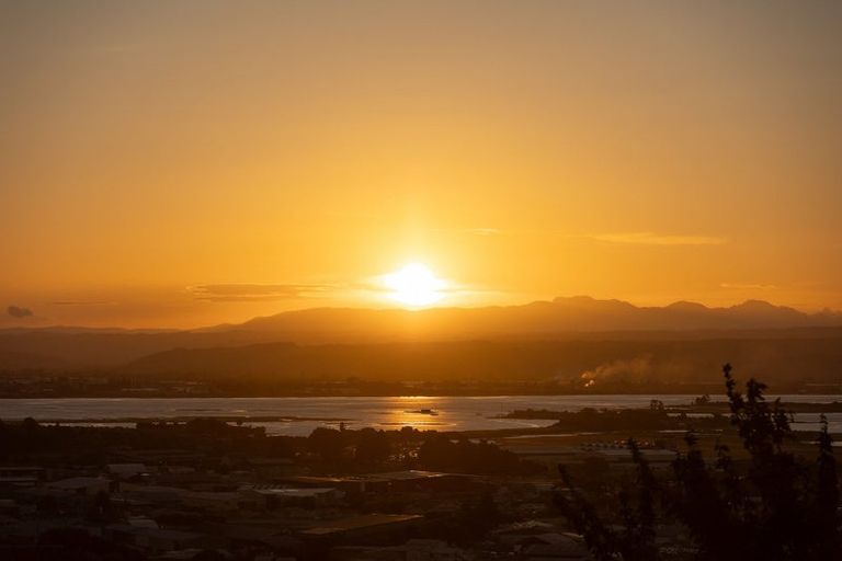 Photo of property in 10a Rangiora Terrace, Tahunanui, Nelson, 7011