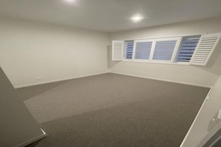 Photo of property in 9 Moya Drive, Matakana, 0985