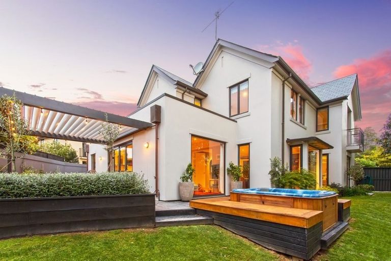 Photo of property in 29 Mcdougall Avenue, St Albans, Christchurch, 8014