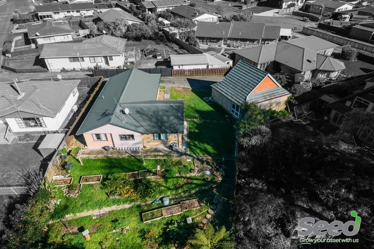 Photo of property in 16 Krippner Place, Dinsdale, Hamilton, 3204