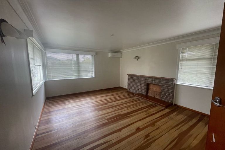 Photo of property in 5 Bowater Place, Manurewa, Auckland, 2102