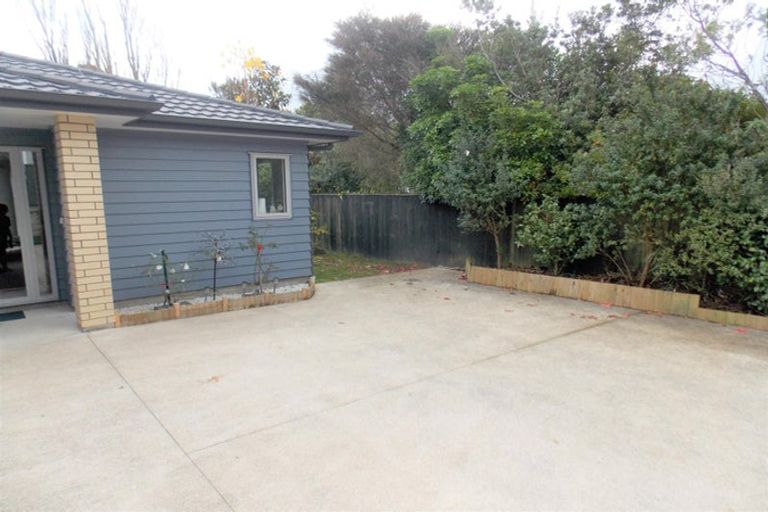 Photo of property in 2/368 Stokes Valley Road, Stokes Valley, Lower Hutt, 5019