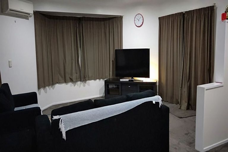 Photo of property in 70 Dixon Road, Glenview, Hamilton, 3206