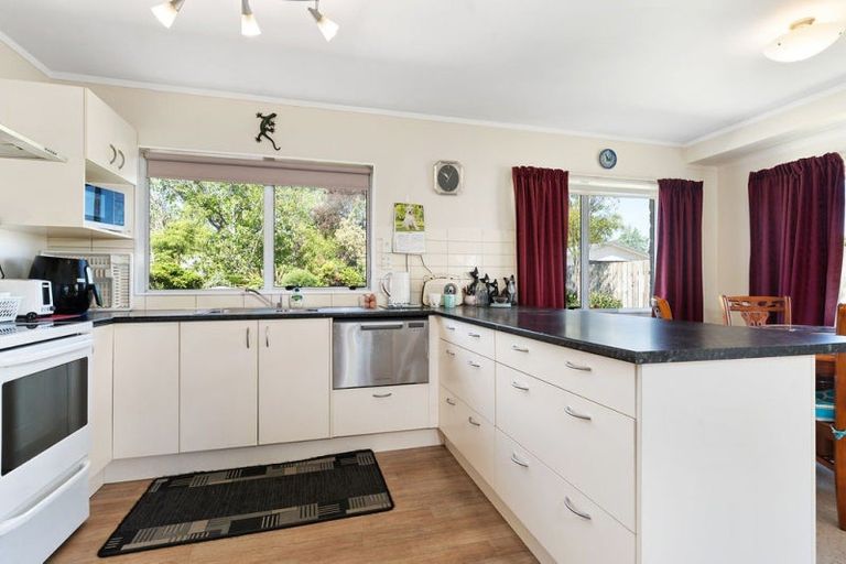 Photo of property in 4 Seddon Street, Carterton, 5713