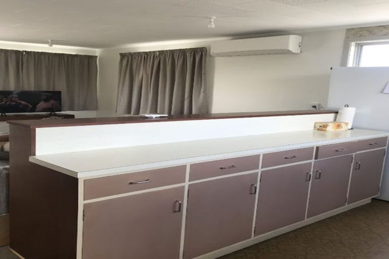 Photo of property in 1184 Papamoa Beach Road, Papamoa Beach, Papamoa, 3118