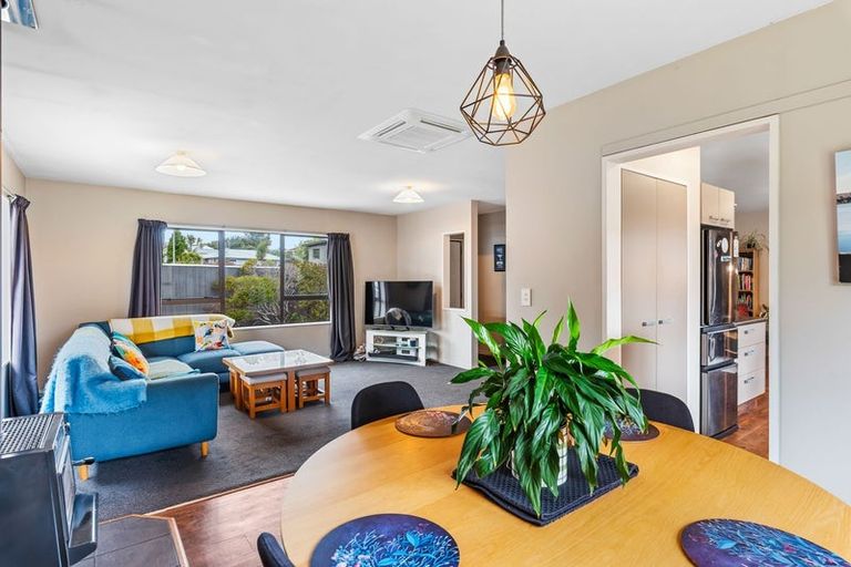 Photo of property in 37 Campbell Avenue, Paraparaumu, 5032