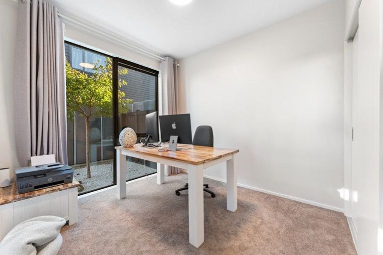 Photo of property in 15 Waterlily Street, Hobsonville, Auckland, 0616