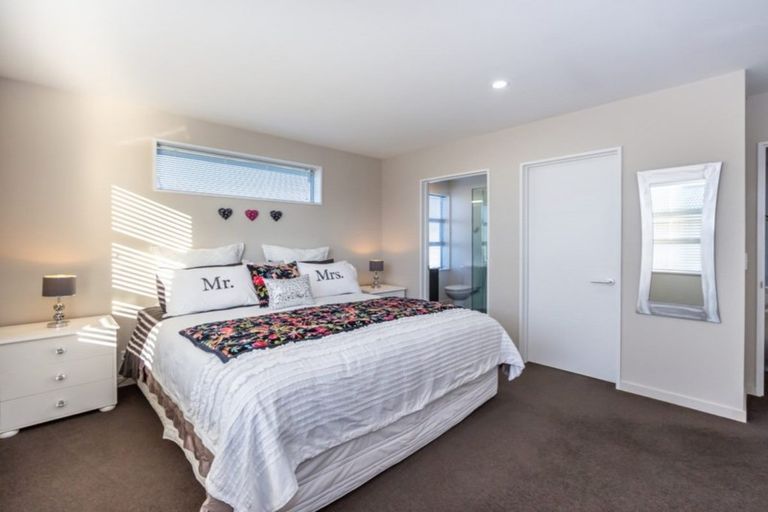 Photo of property in 535 Barbadoes Street, Edgeware, Christchurch, 8013