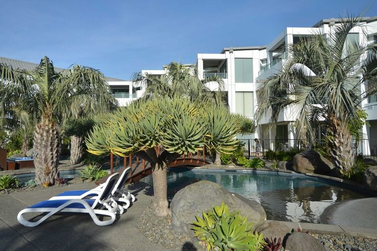 Photo of property in 209/136 Marine Parade, Mount Maunganui, 3116