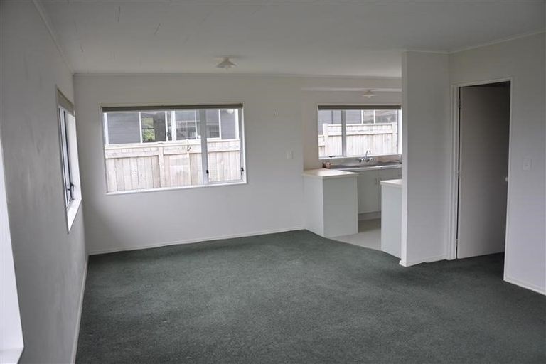 Photo of property in 58a Riversdale Drive, Merrilands, New Plymouth, 4312