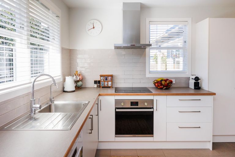 Photo of property in 64 Long Melford Road, Awapuni, Palmerston North, 4412