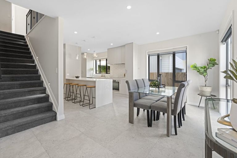 Photo of property in 20a Waterloo Street, Howick, Auckland, 2014