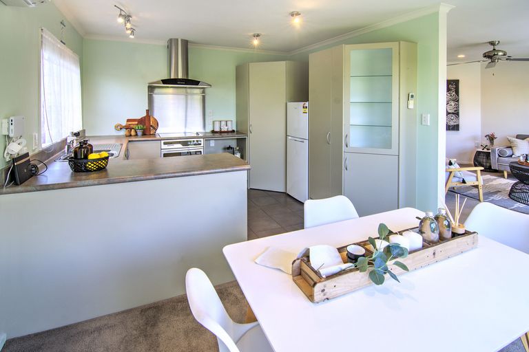 Photo of property in Holdsworth Villas, 70/2 William Donald Drive, Solway, Masterton, 5810