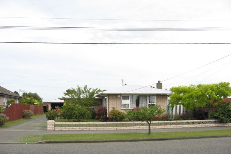 Photo of property in 4 Frensham Crescent, Woolston, Christchurch, 8062