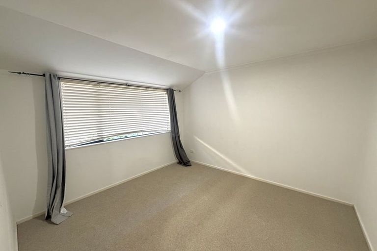 Photo of property in 311 Chapel Road, Flat Bush, Auckland, 2016