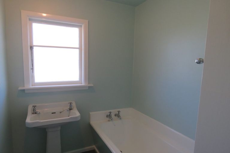 Photo of property in 11 Bourne Crescent, Papanui, Christchurch, 8053