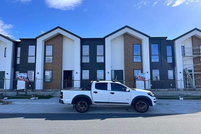 Photo of property in 6 Atutahi Lane, Papamoa Beach, Papamoa, 3118